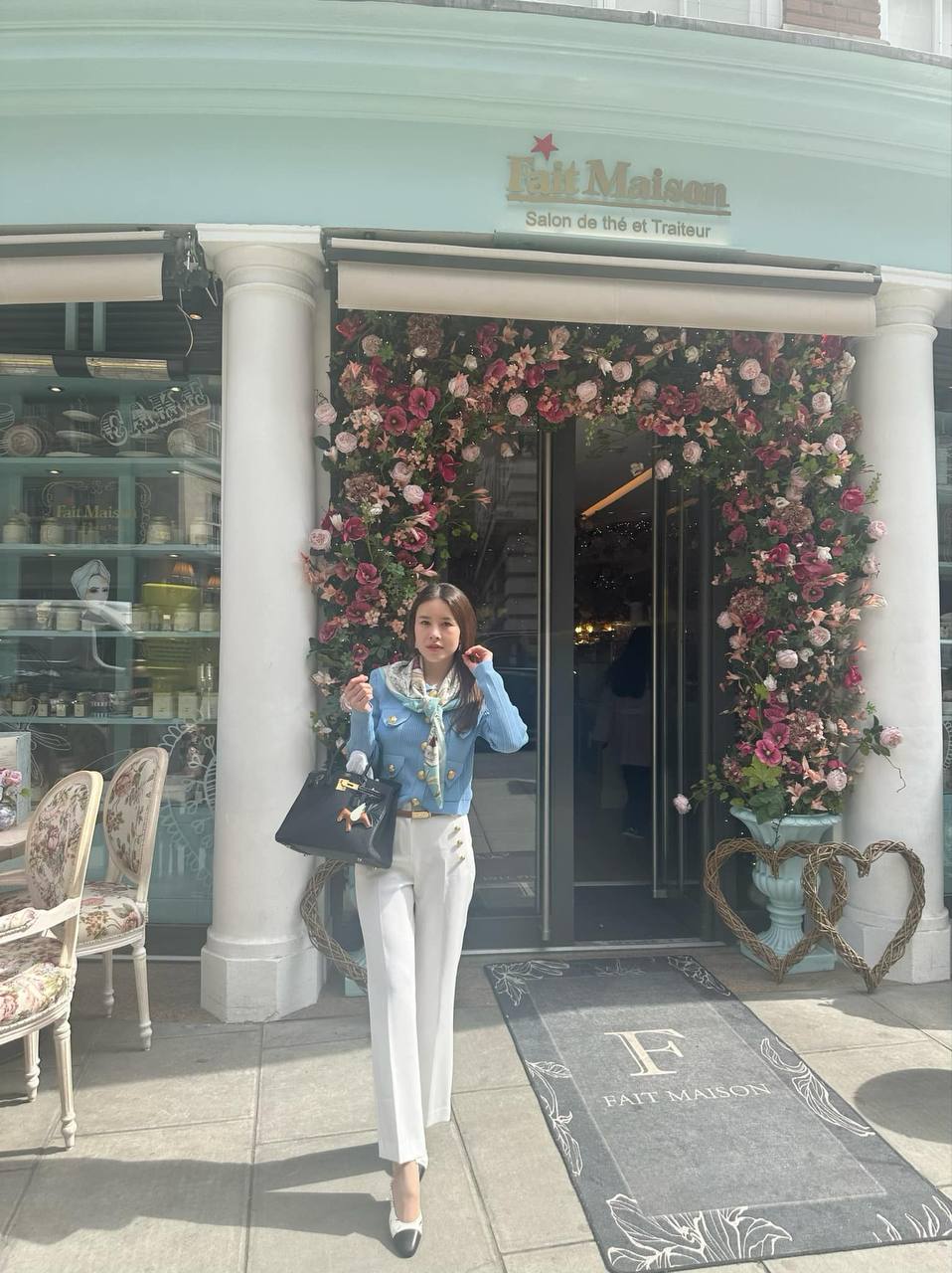 Sexy travel companion