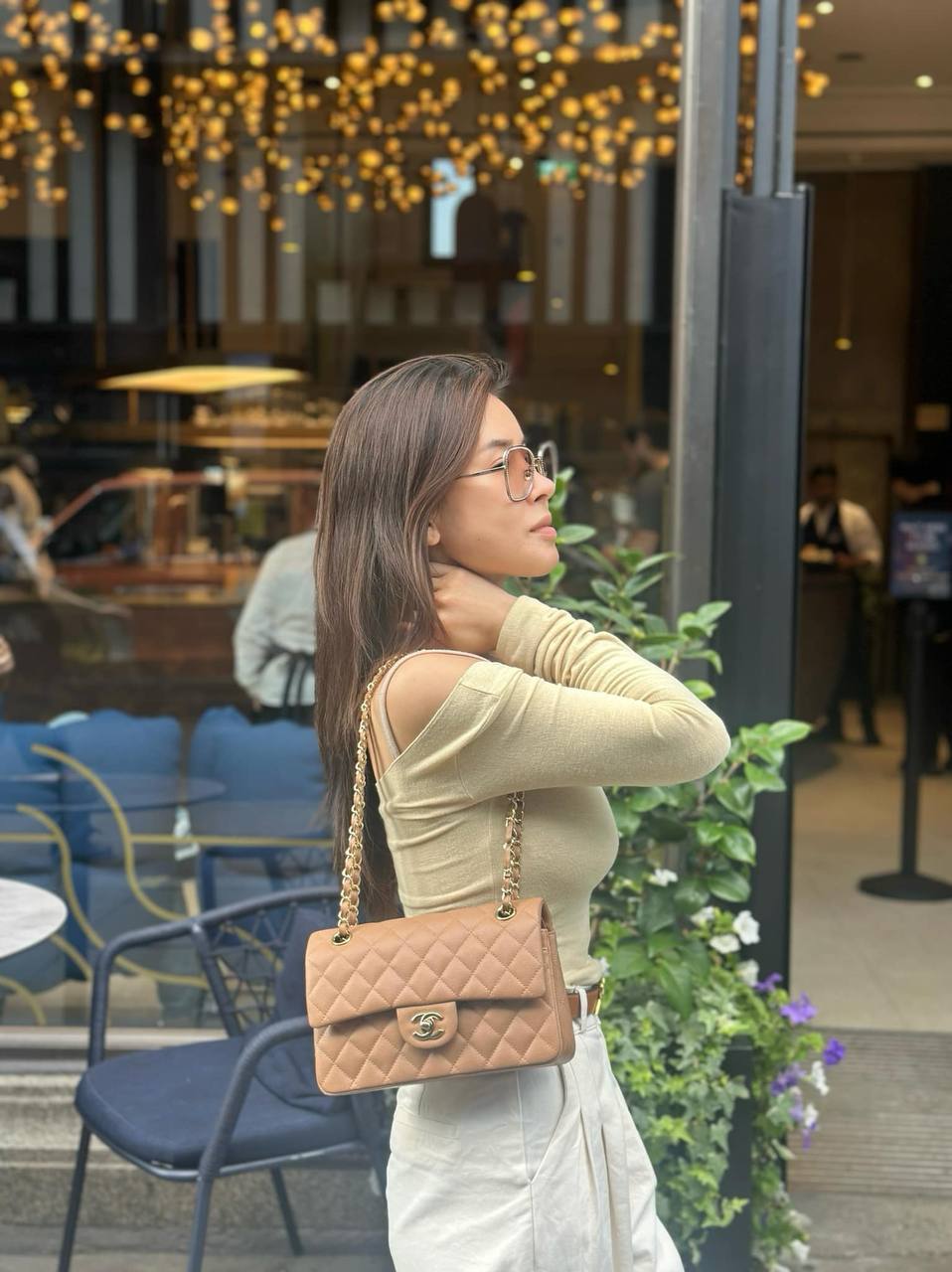 Sexy travel companion